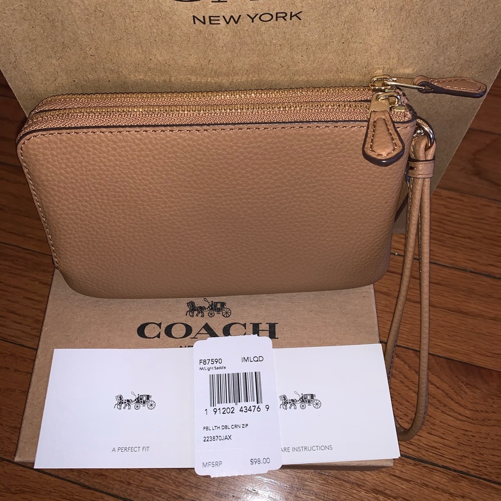 NEW Coach Double Corner Zip Wristlet - Picture 5 of 8